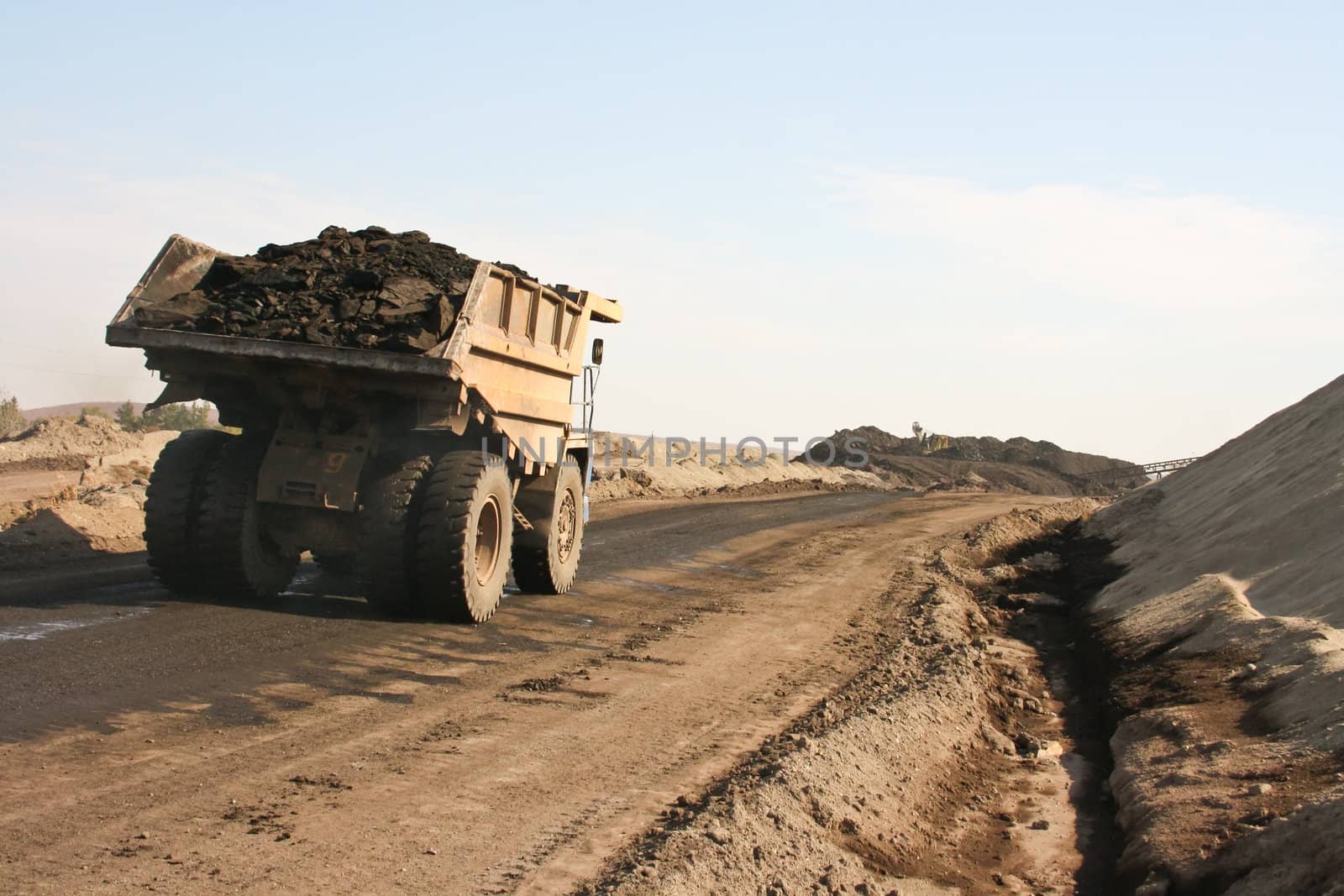 The lorry carries coal