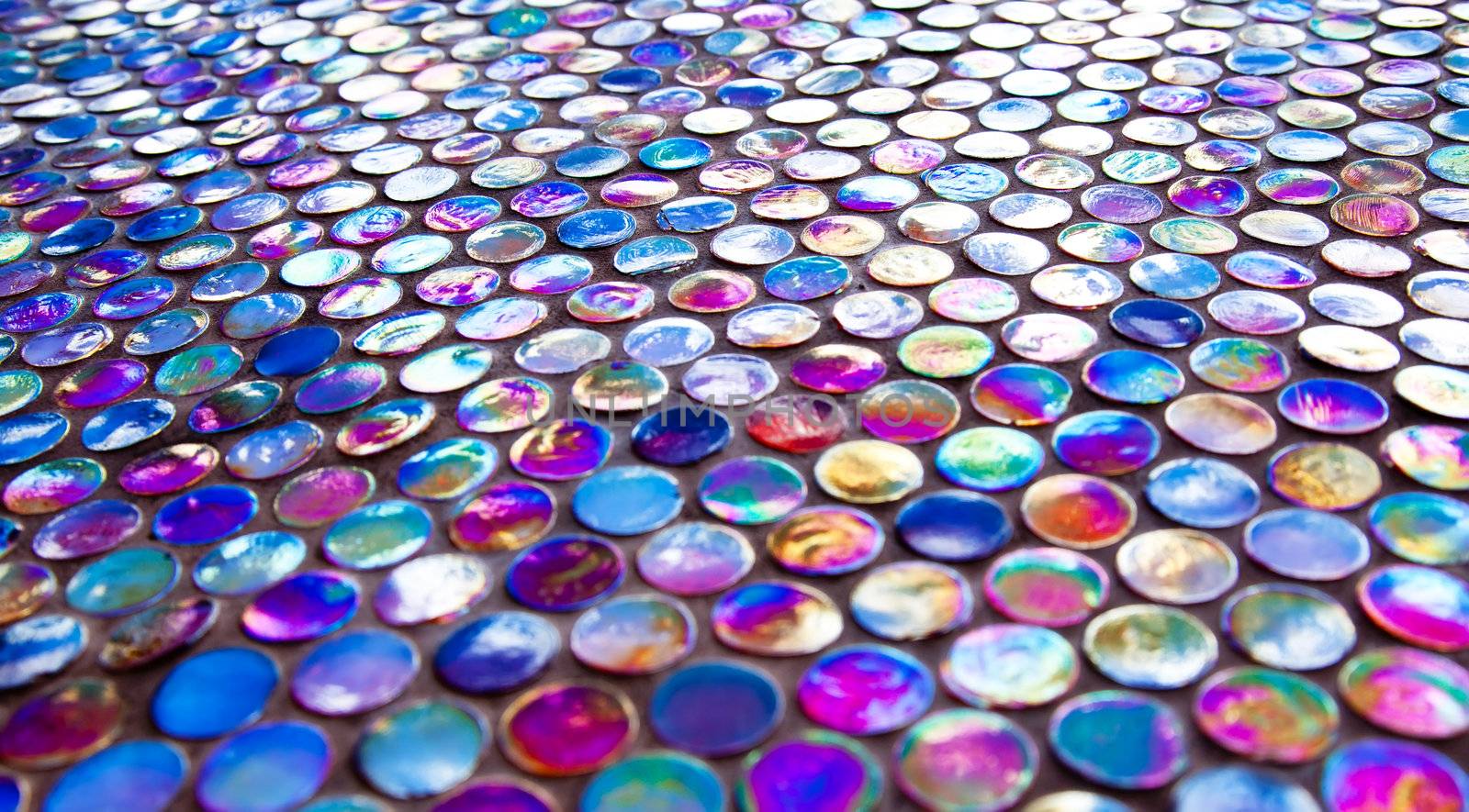 Glass nacreous round glossy mosaic tile pattern