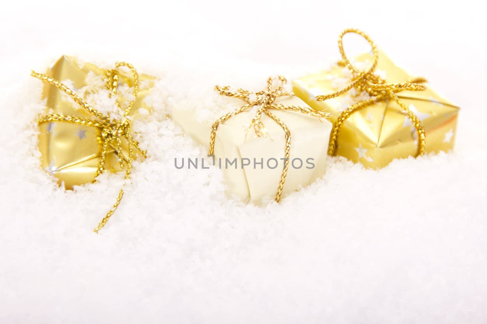 Gifts in snow