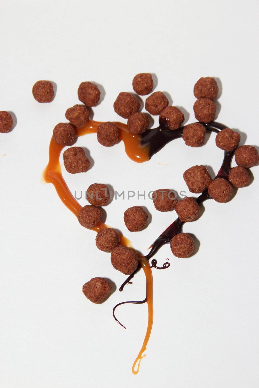 heart of caramel, chocolate and balls by Metanna
