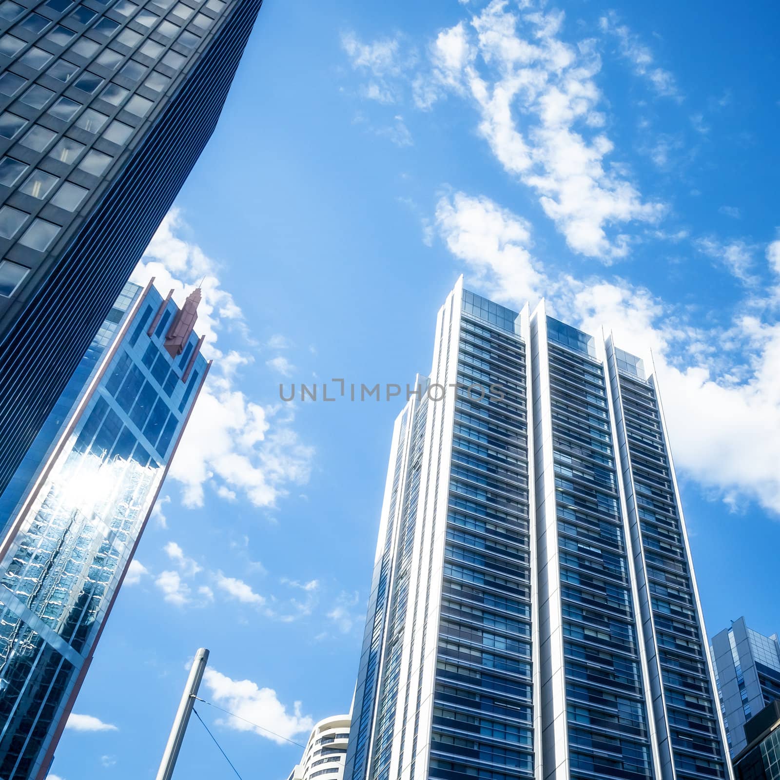 sky scraper Sydney by magann