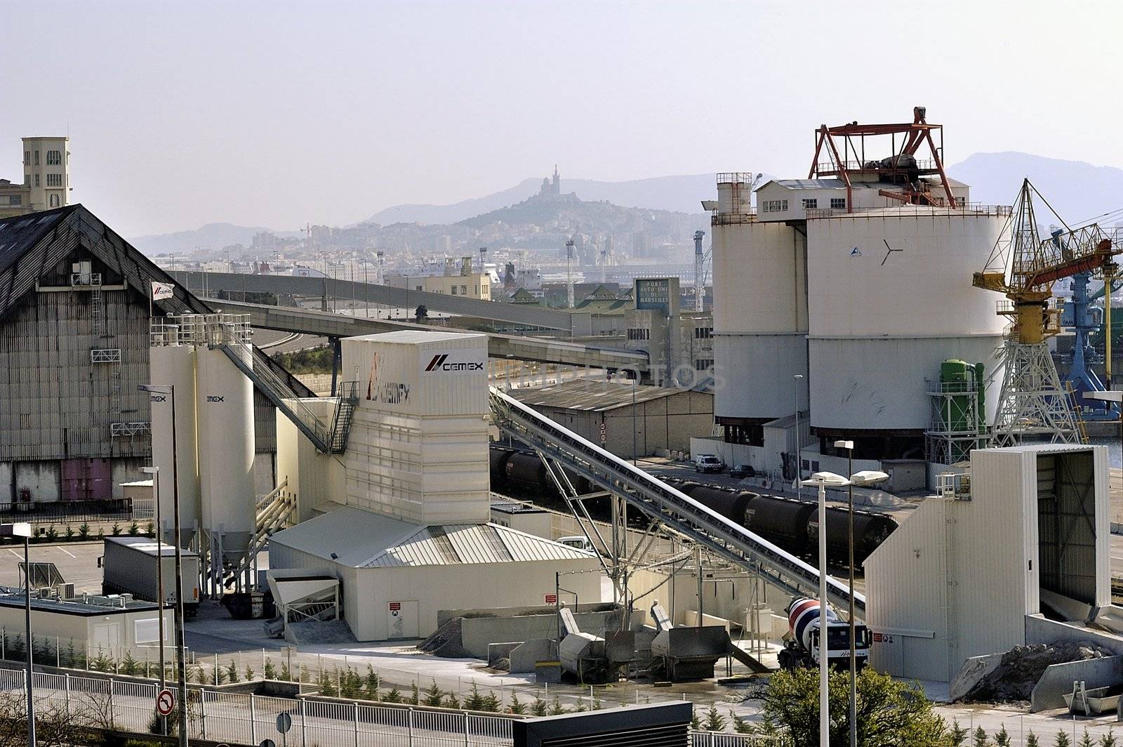 Industry on the wearing of Marseilles