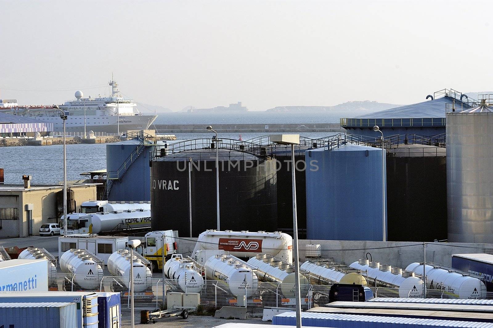 Industry on the wearing of Marseilles