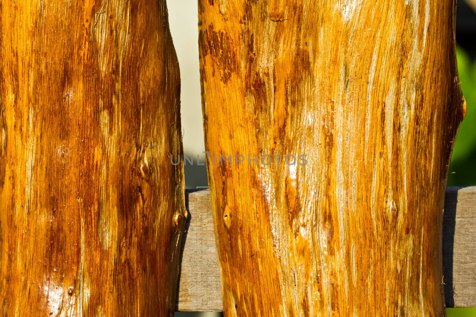 cracked wood background