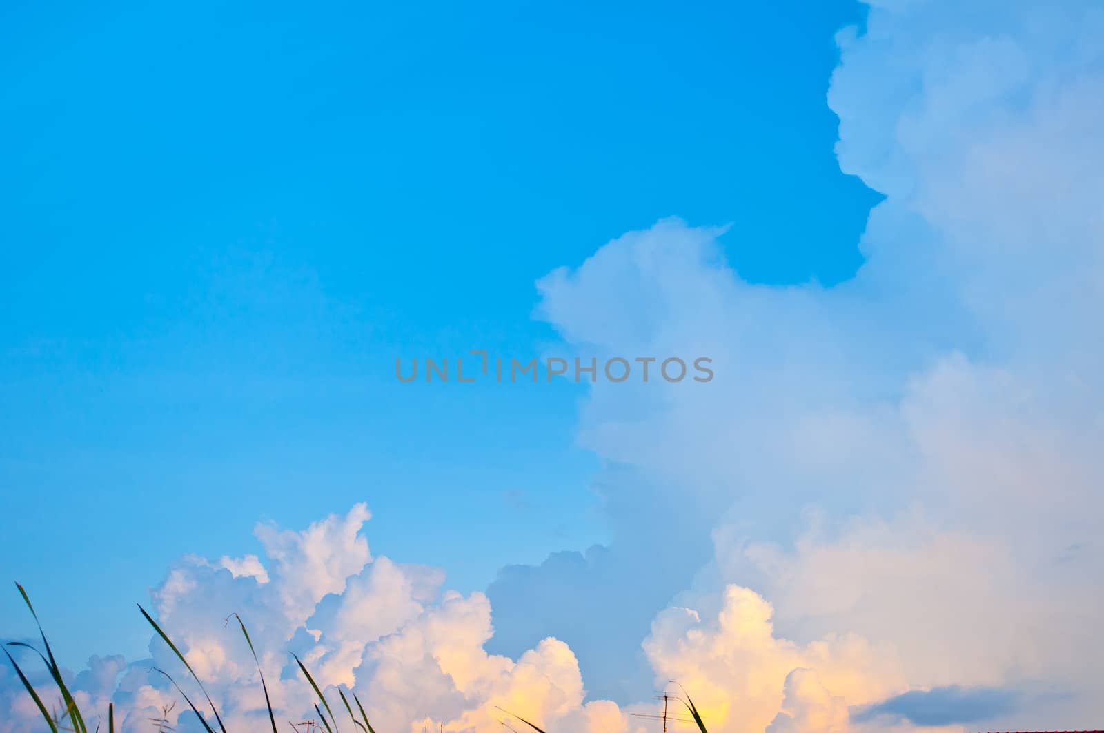 beautiful cloud and blue sky