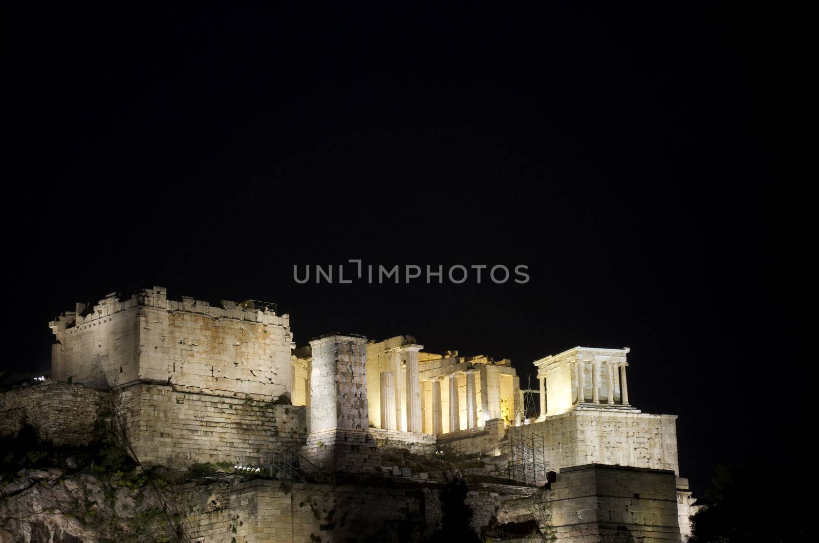 Acropolis at night by nprause