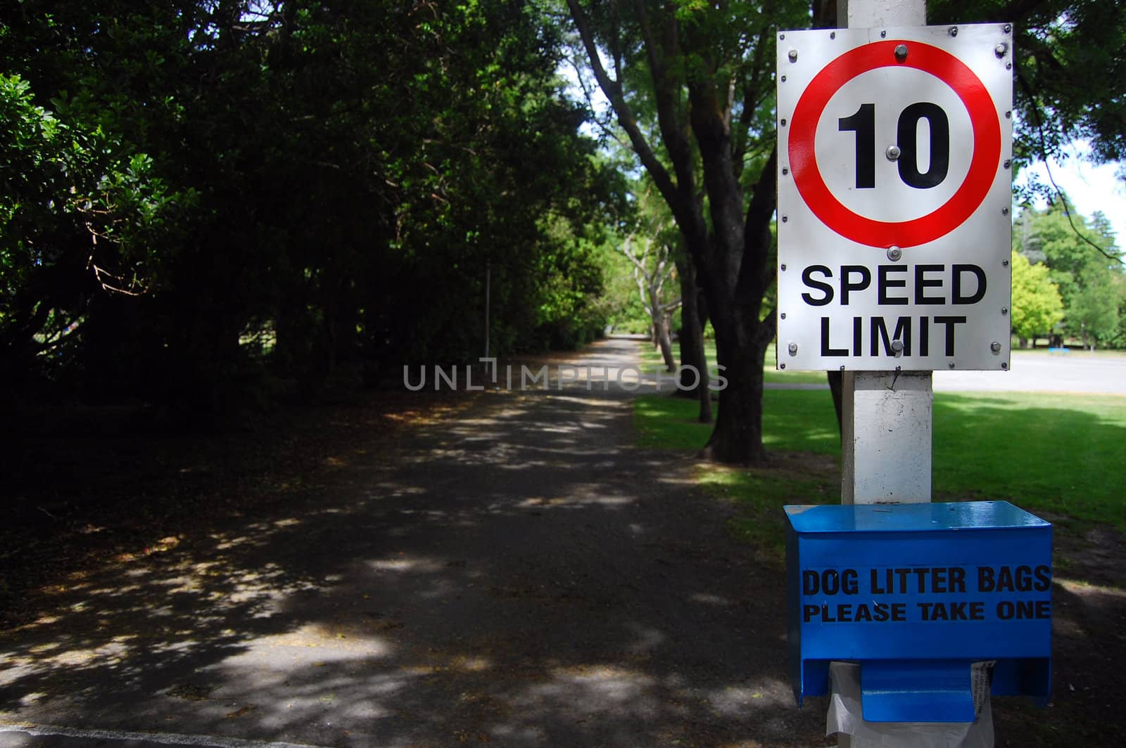 Park sing on road, Ashburton Botanical Gardens, New Zealand