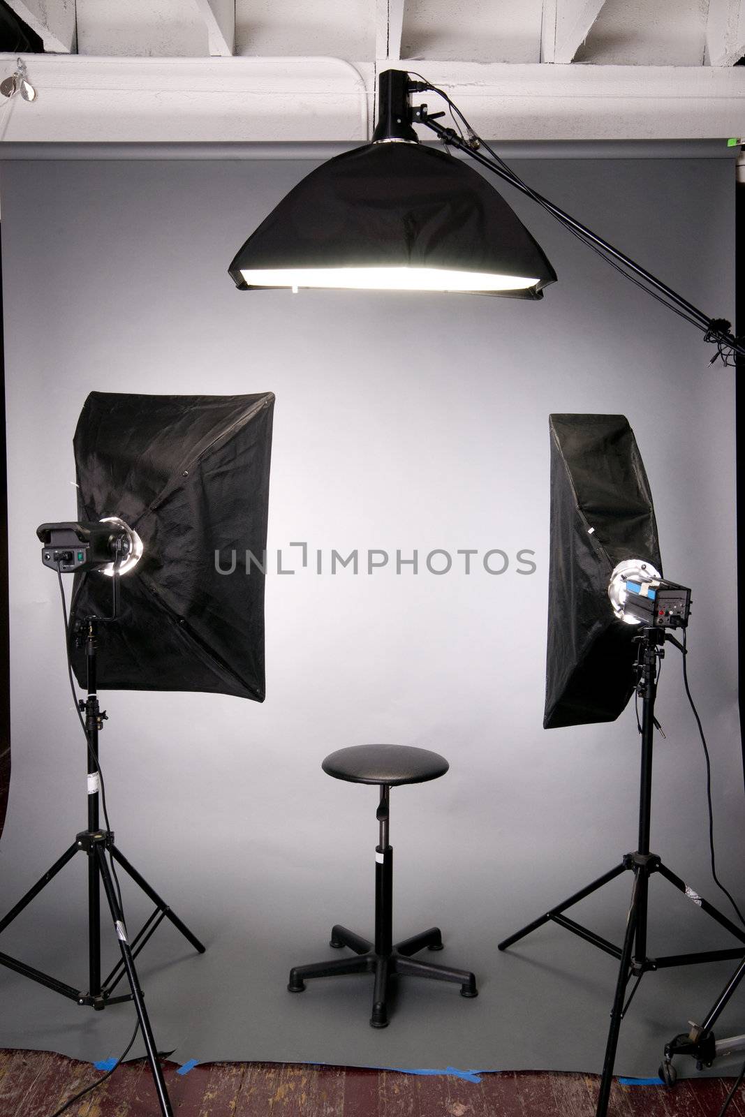 Photography Studio Lighting Background Setup Grey by ChrisBoswell