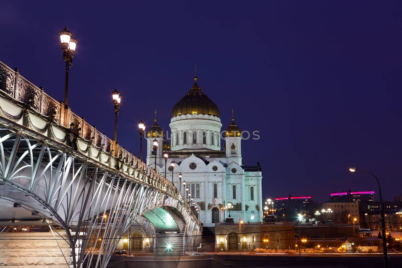 Orthodox church of Christ the Savior at night, Moscow