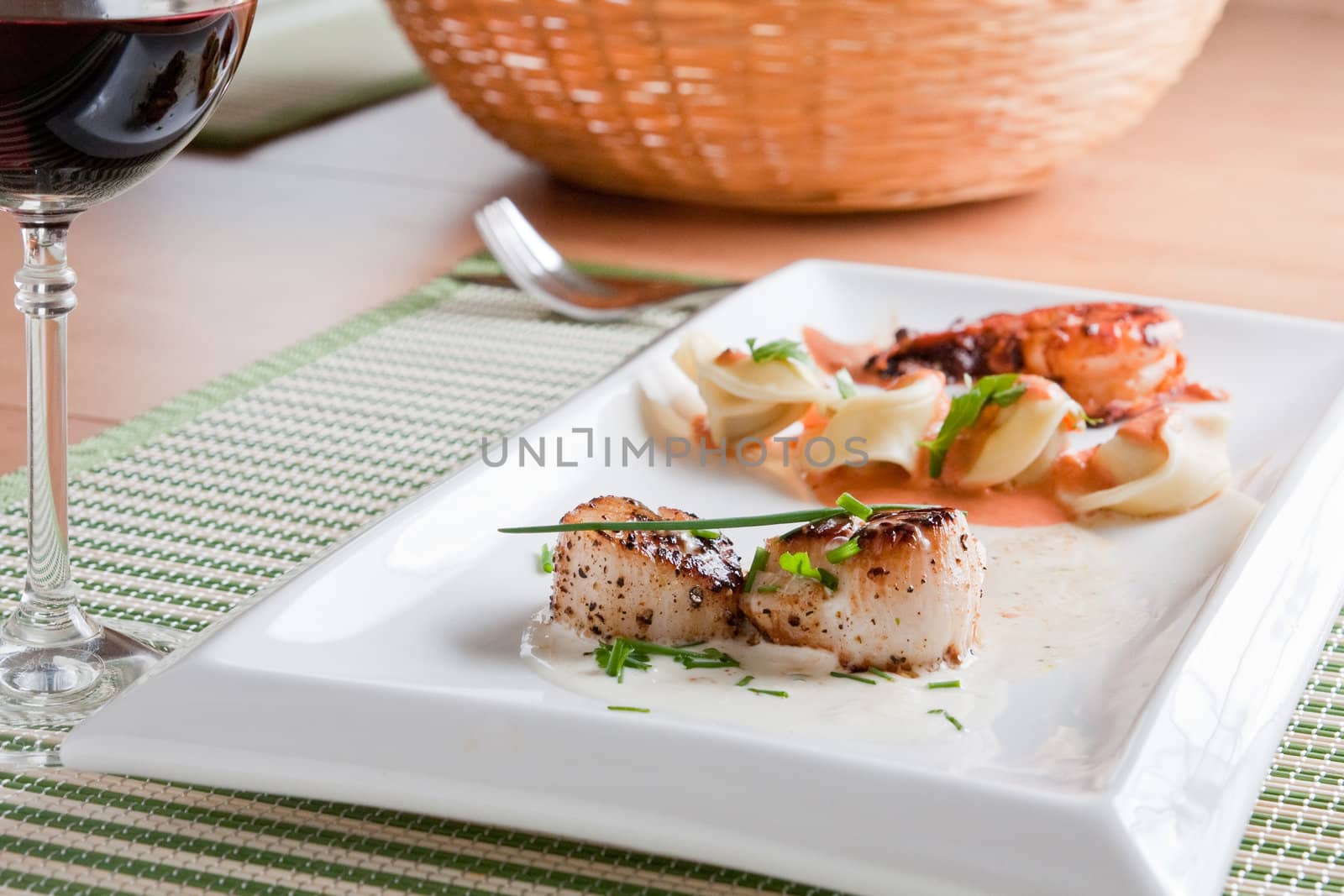 Roasted scallops by Talanis