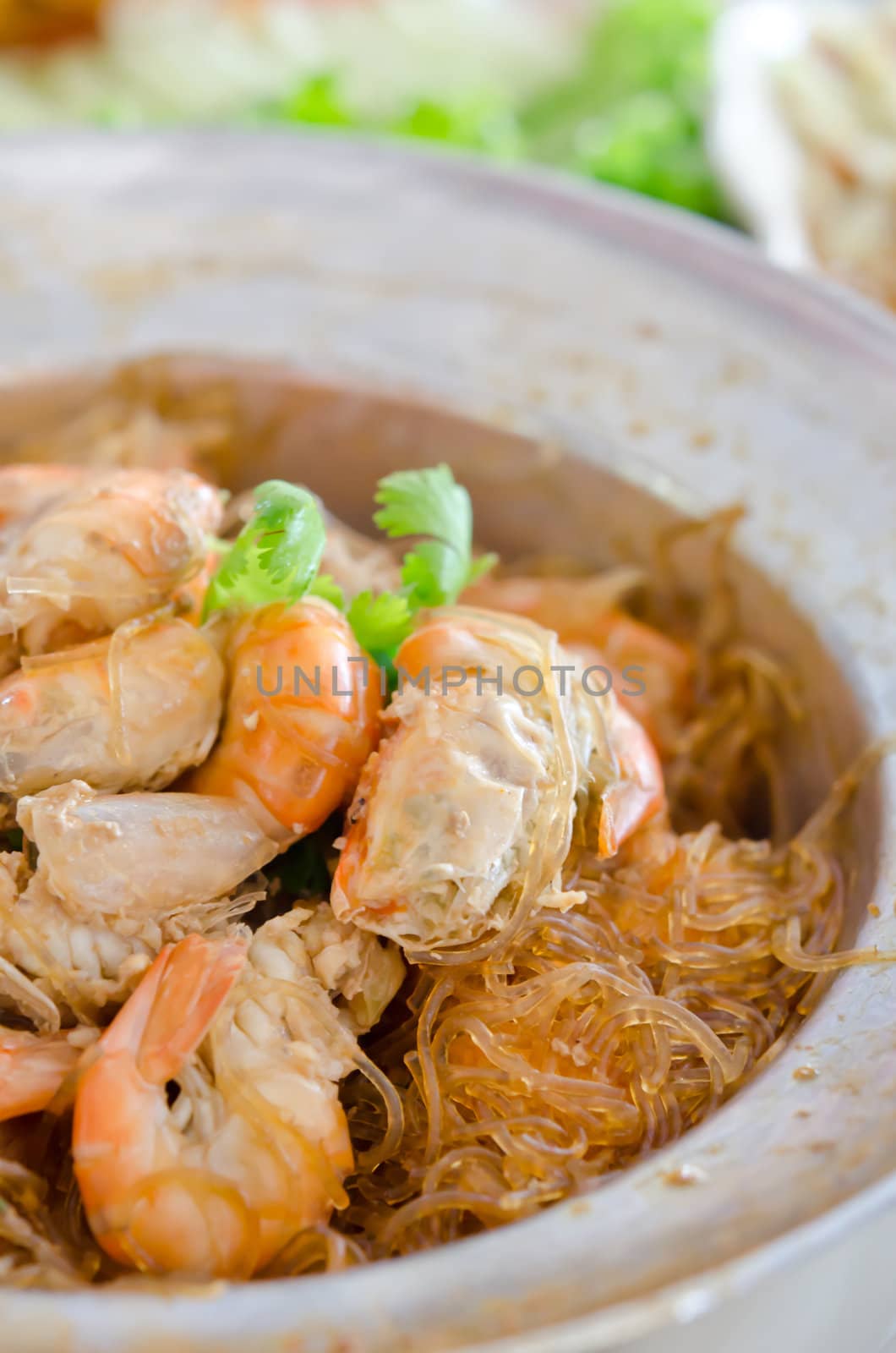 Baked vermicelli and prawn with ginger and  pepper sauce , asian cuisine