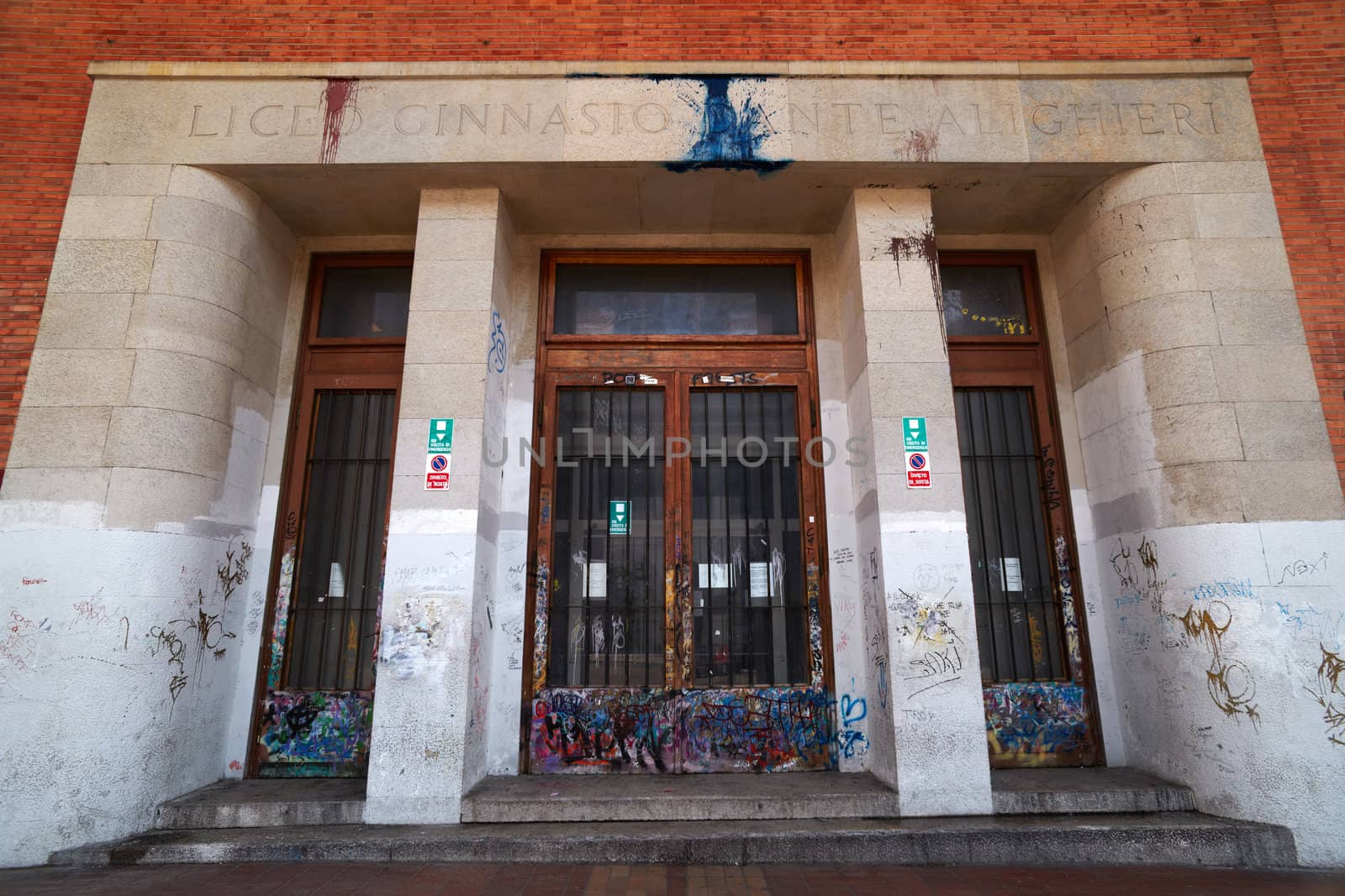Liceo Ginnasio Dante Alighieri, Trieste - Italian school