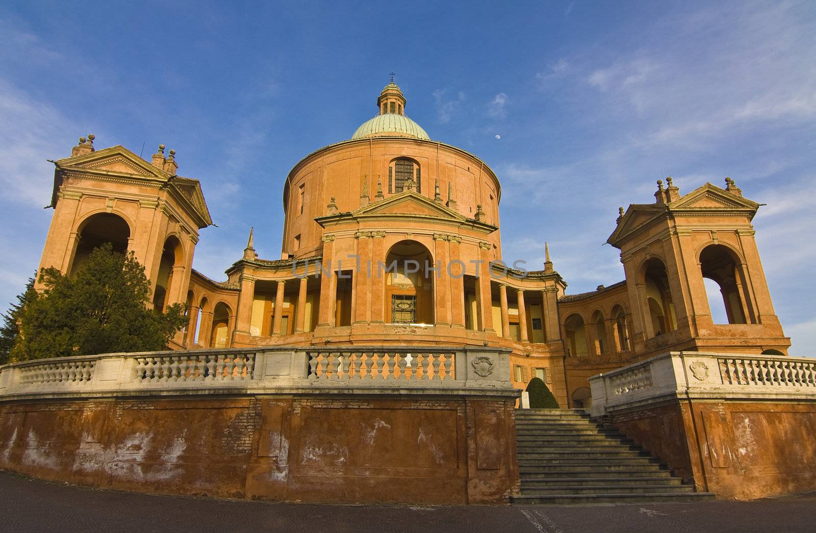 Sunset view of the famous landmark in Bologna (Emilia Romagna, Italy).