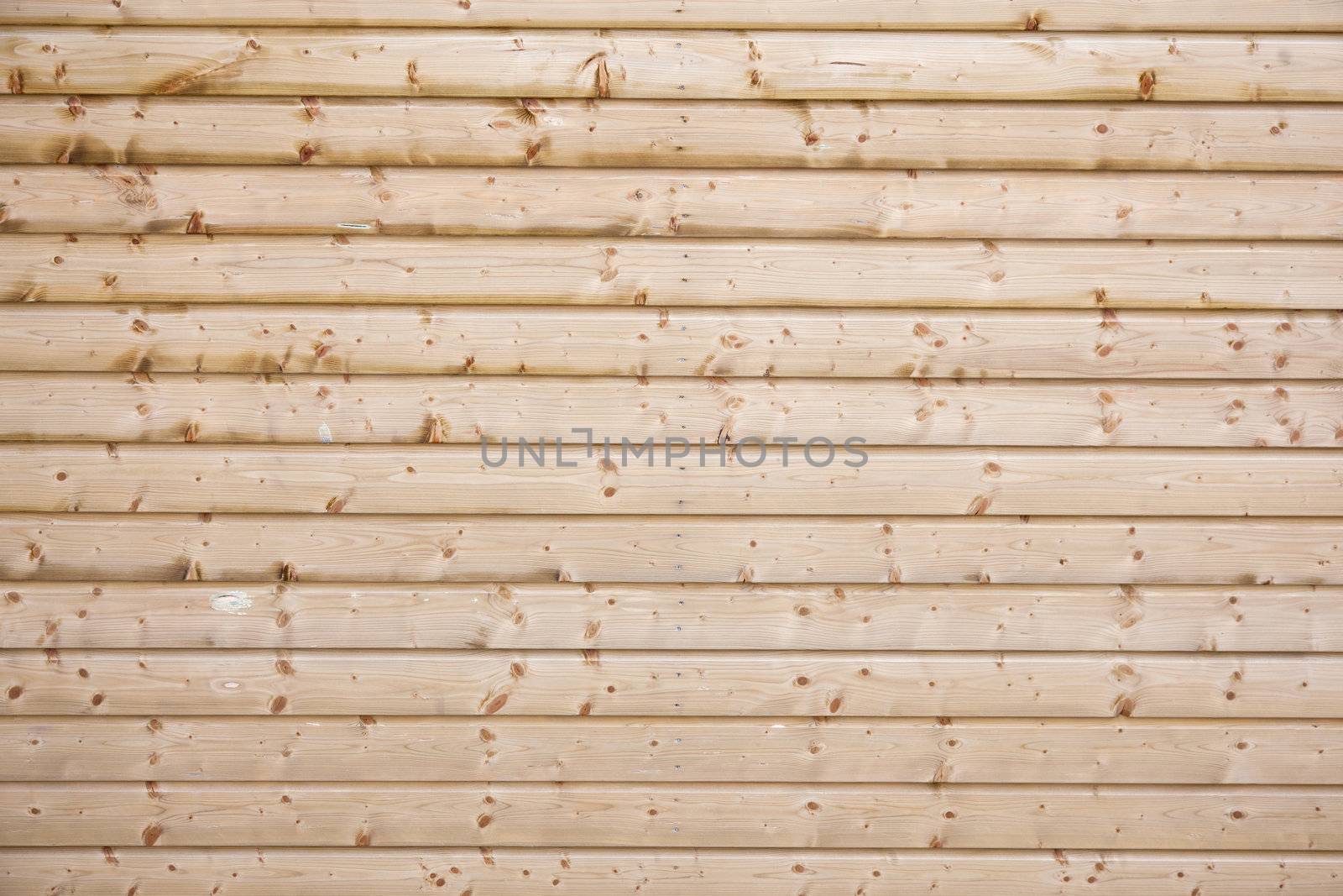 horizontal pattern of boarding made of softwood