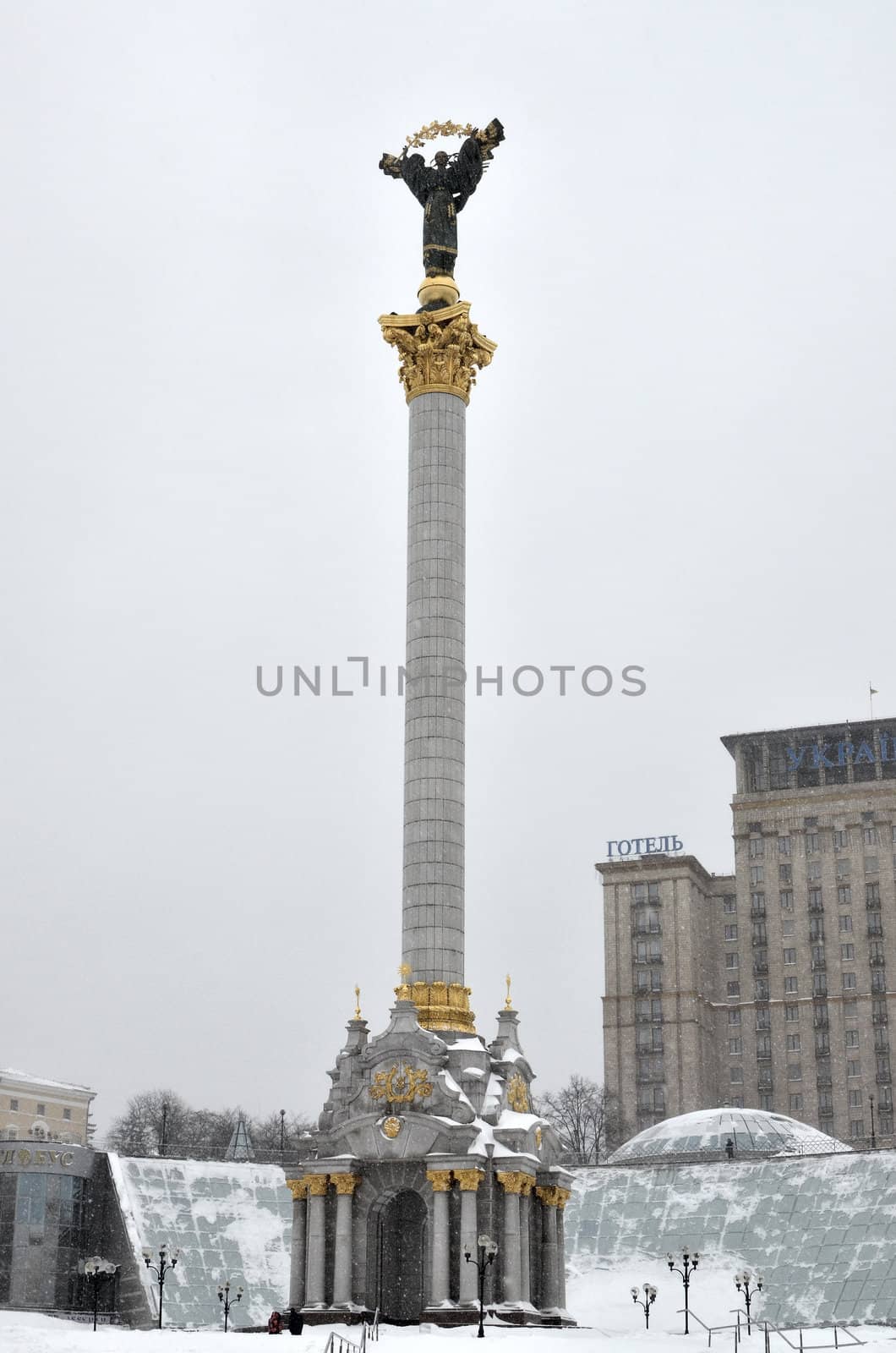 Kiev in the winter by DNKSTUDIO