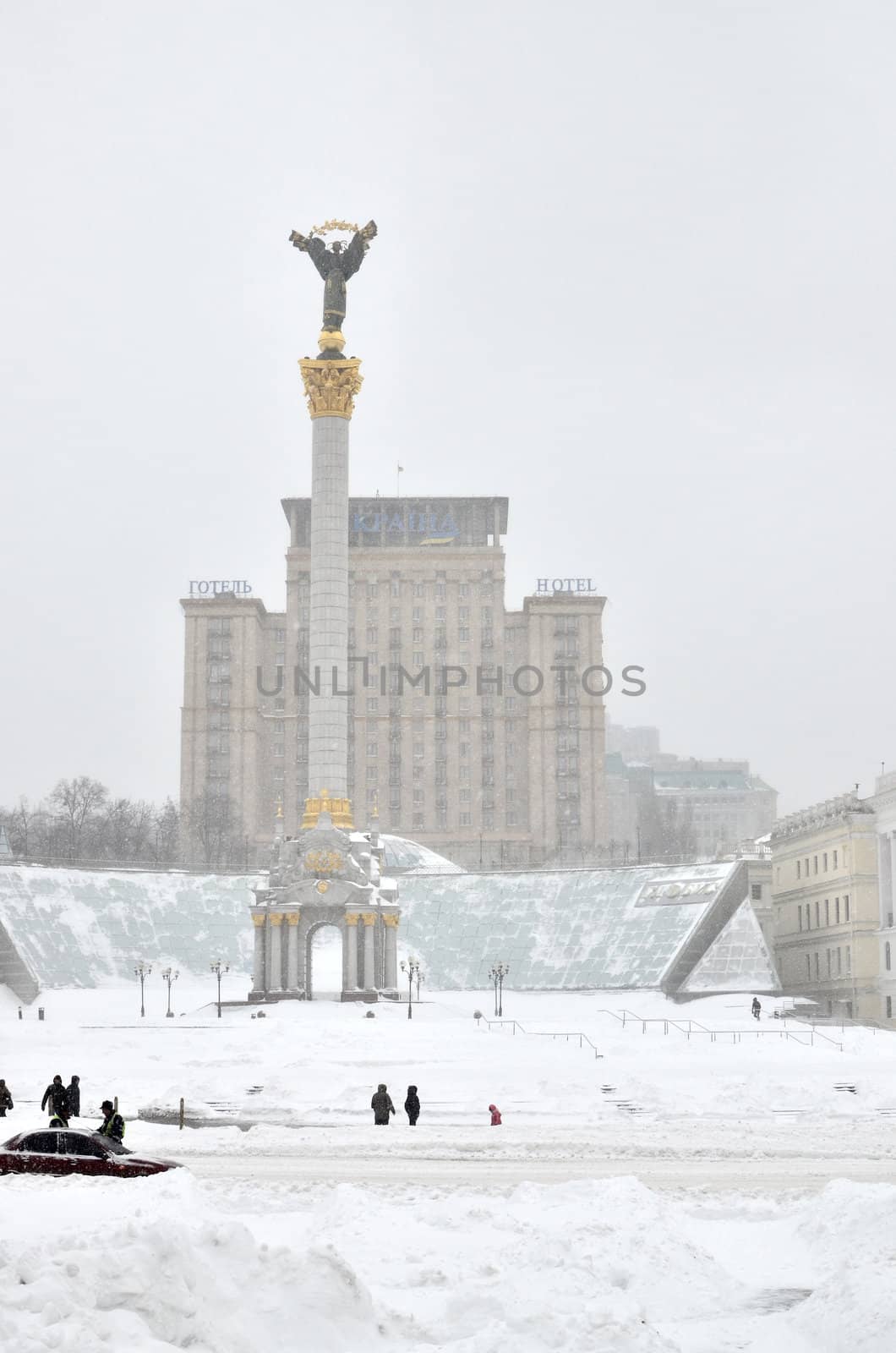 Kiev in the winter by DNKSTUDIO