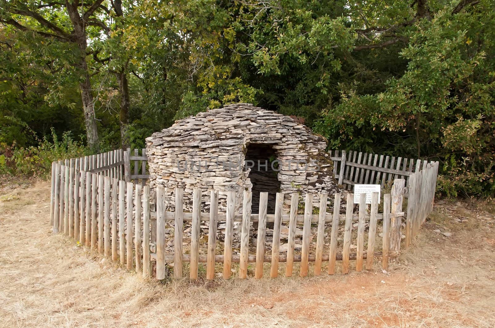 Cadole, stony shelter for shepherd and wine growers (Burgundy France)