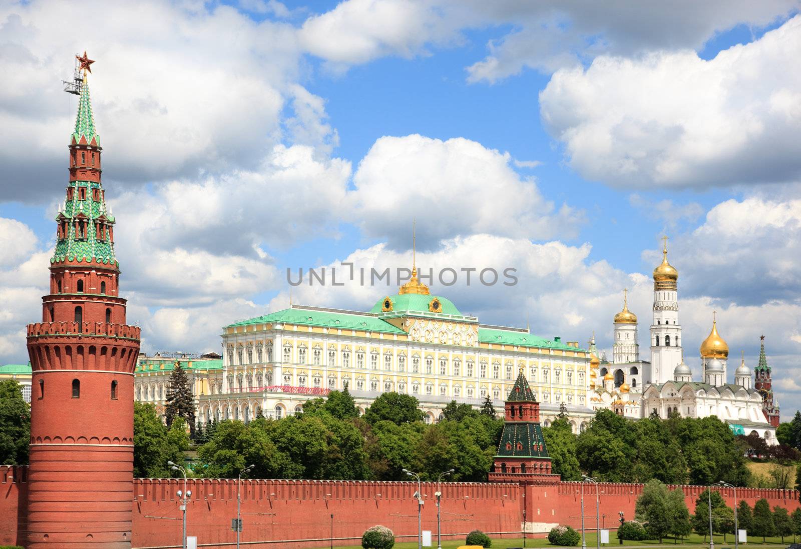 Moscow Kremlin by Kuzma