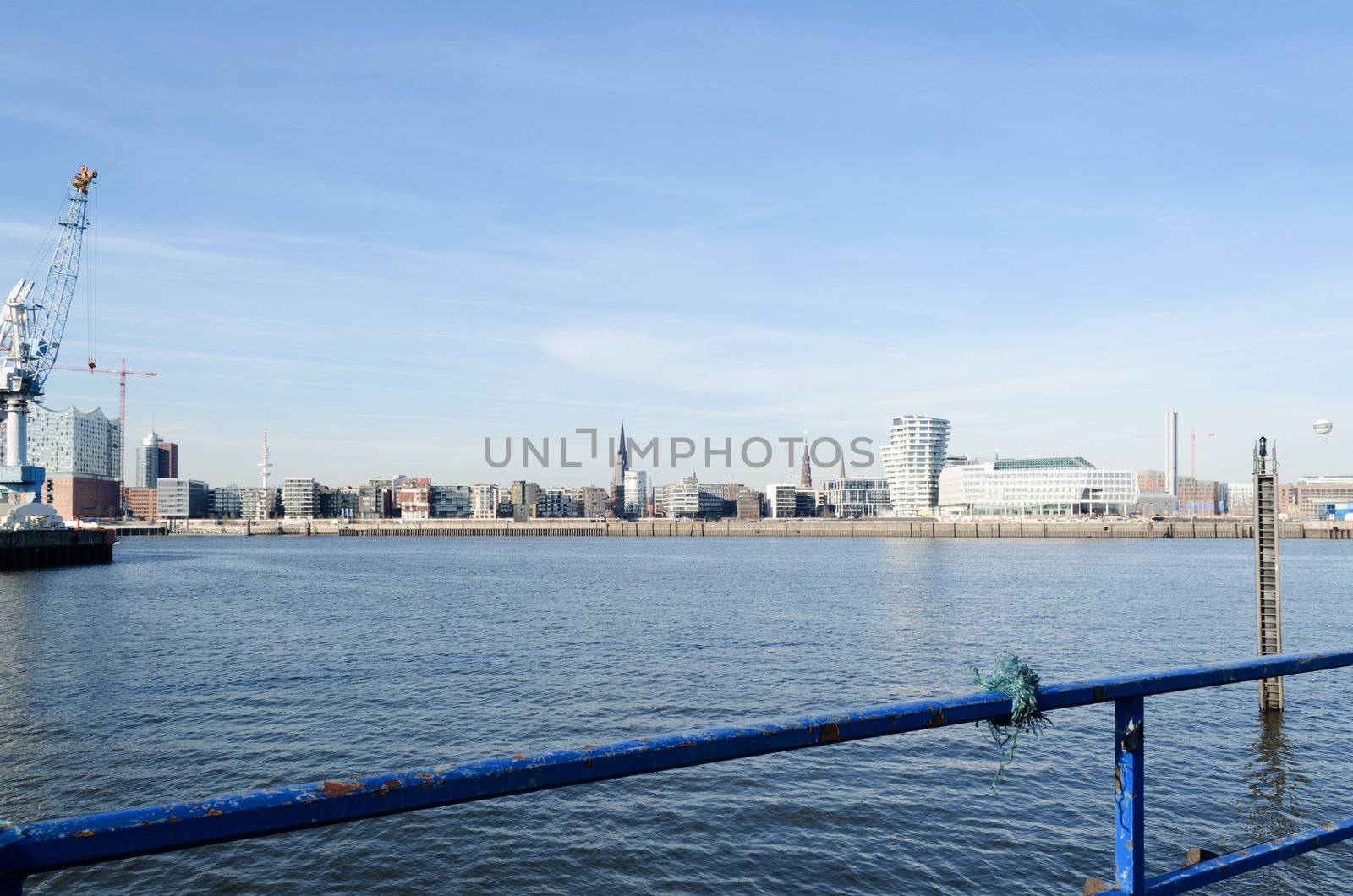 Hamburg view with Elbphilharmonie by nprause