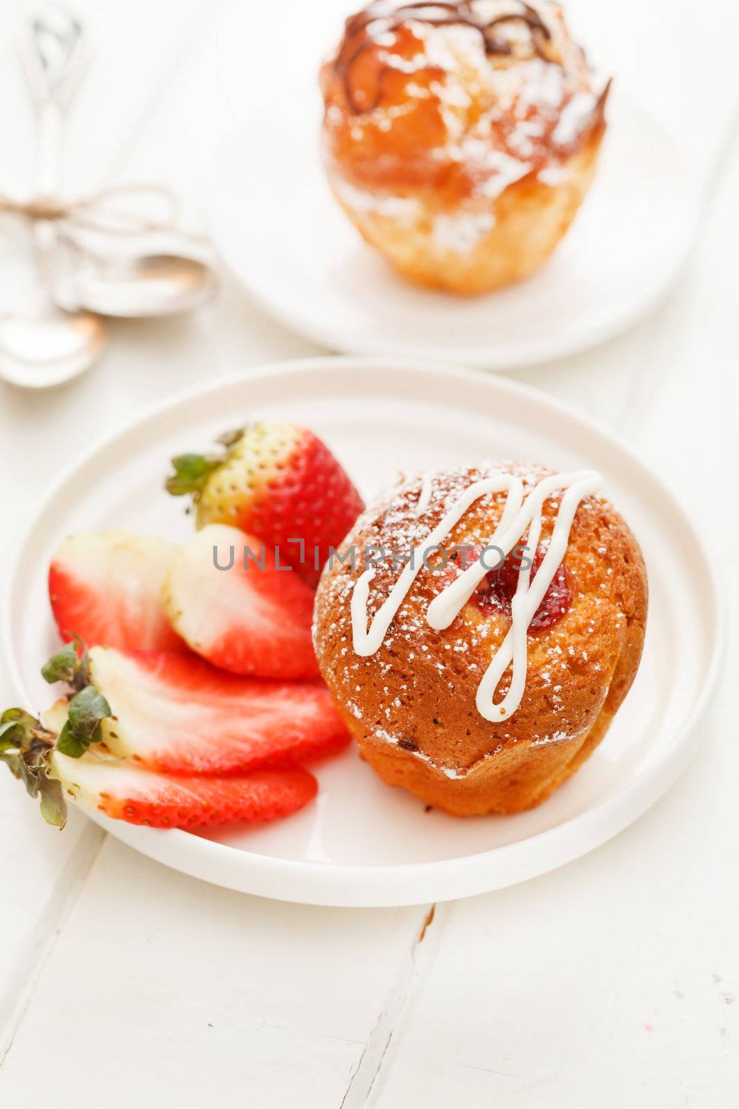 muffin with strawberry