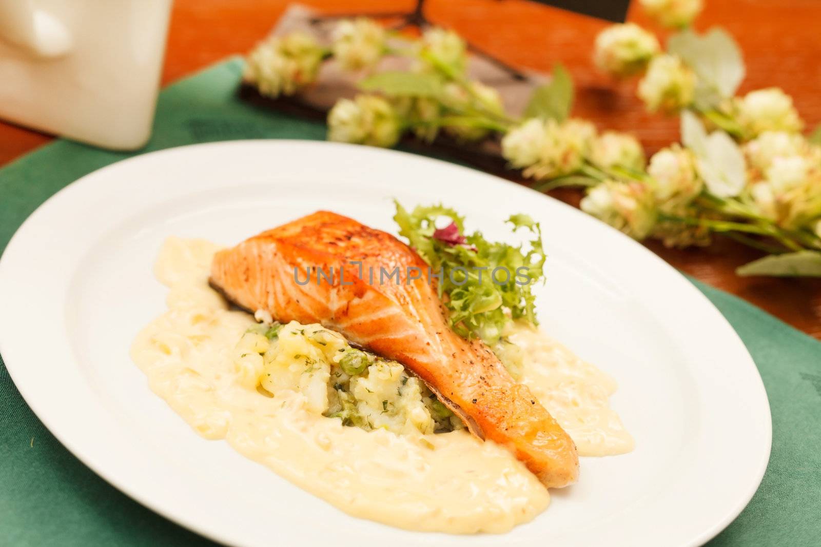 Salmon Steak with Vegetables by shebeko