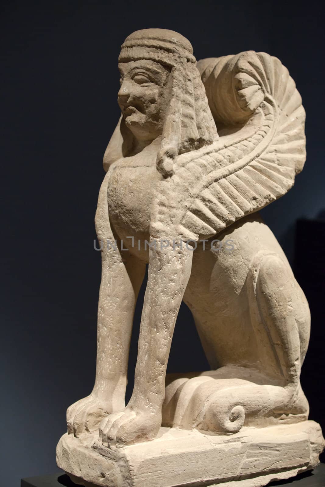 Etruscan gravestones . "Pietra fetida" - funerary sphinx, middle 6 century B.C.