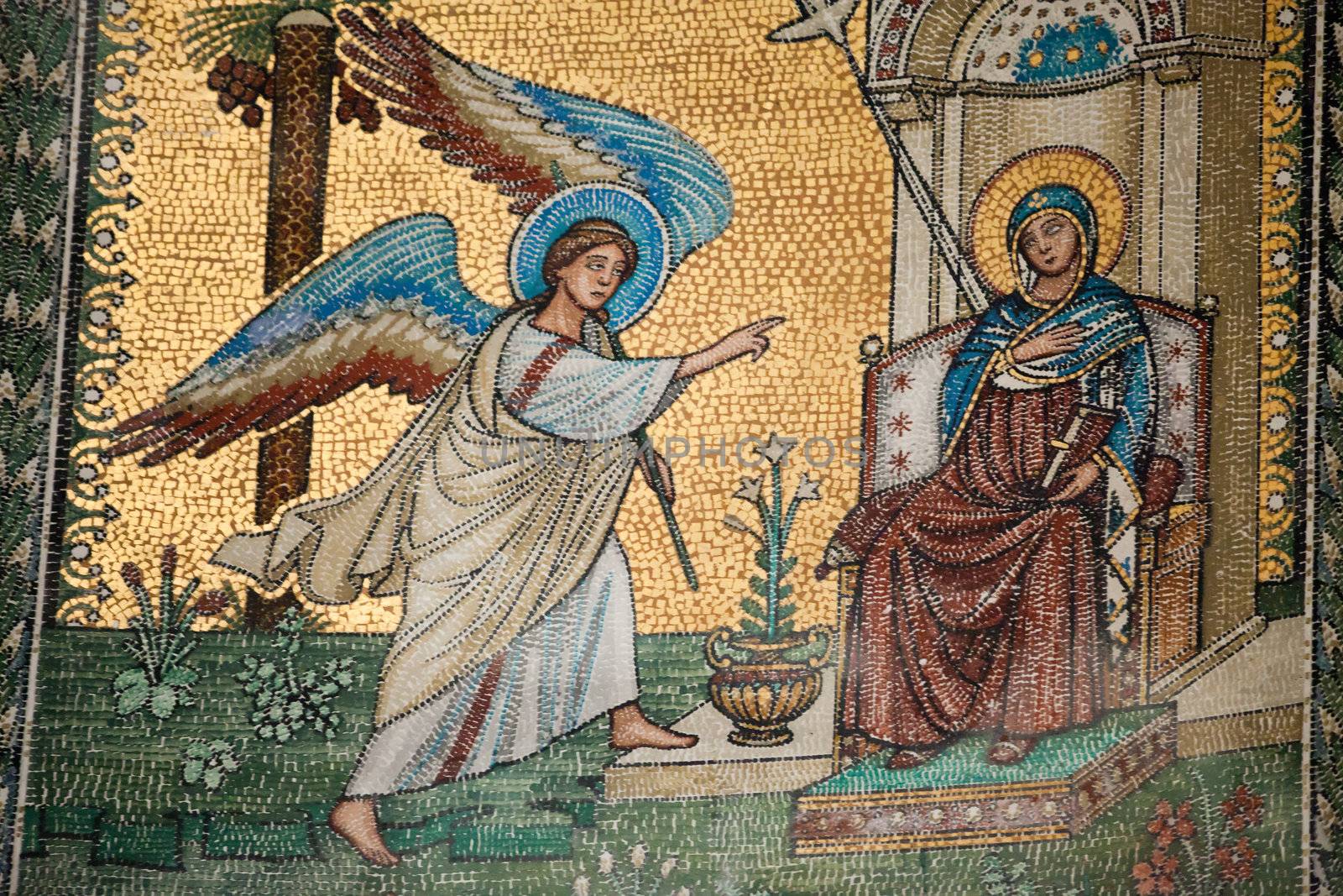 Chiusi - The Romanesque Cathedral  of San Secondiano, built around 560 AD over a pre-existing basilica, and renovated in the 13th C. . Mosaic with scenes from the life of Virgin Mary