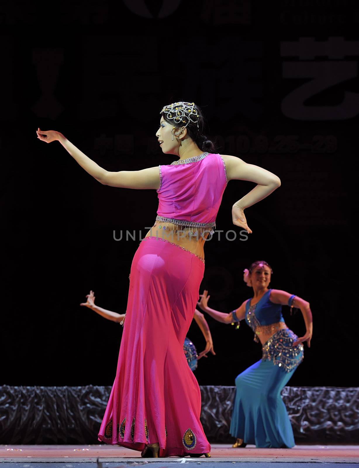 chinese Dai ethnic dancer by jackq