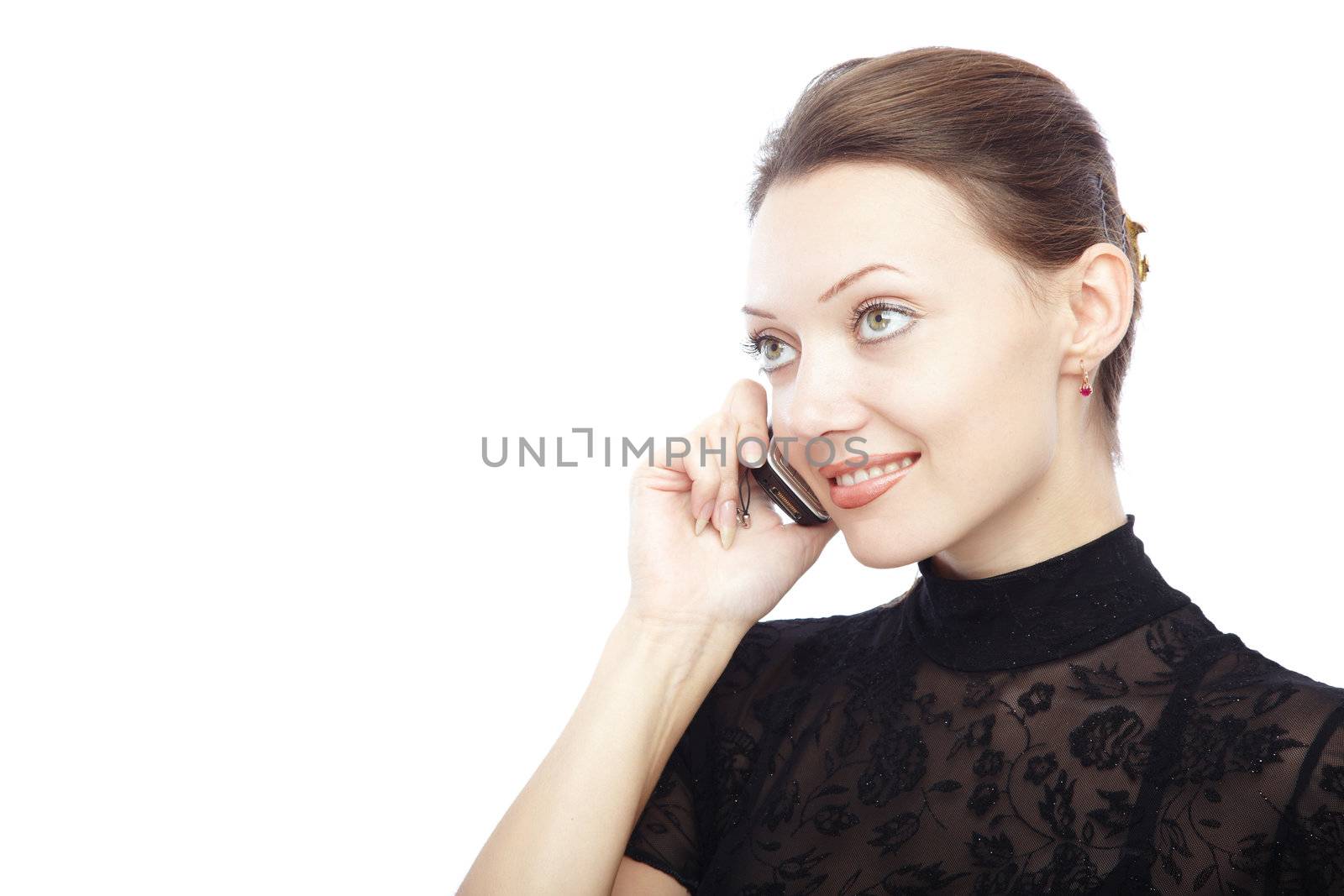 Horizontal photo of the lady talking via cellphone