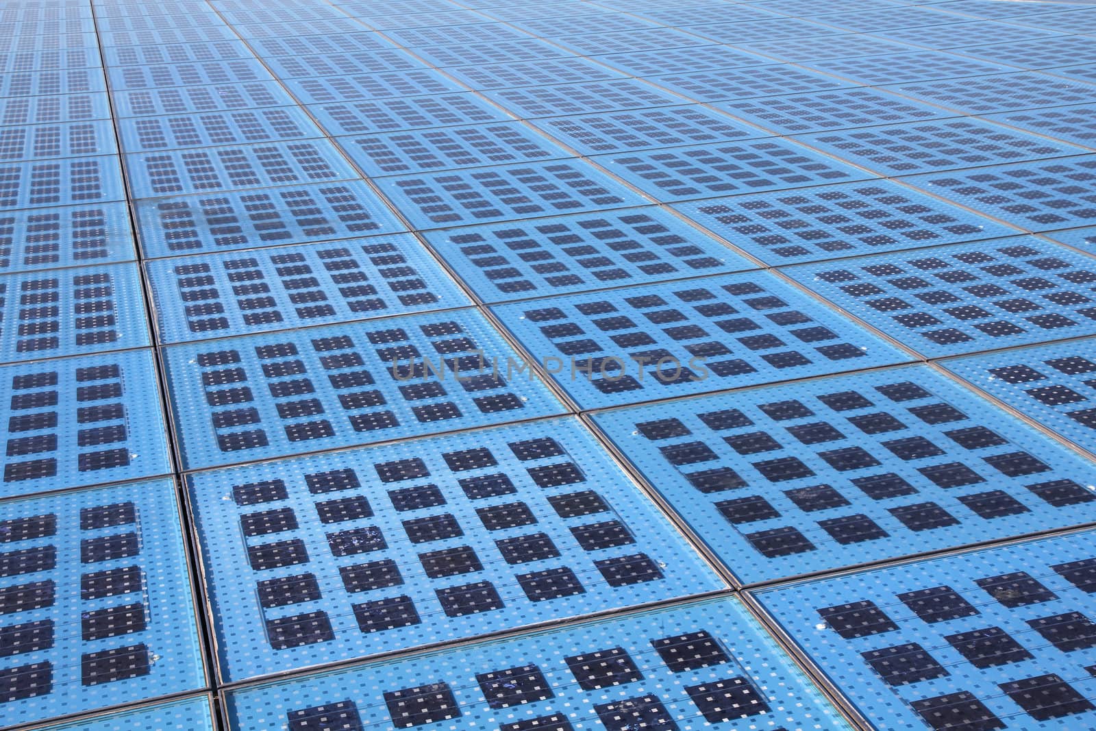 Solar panels by tupungato