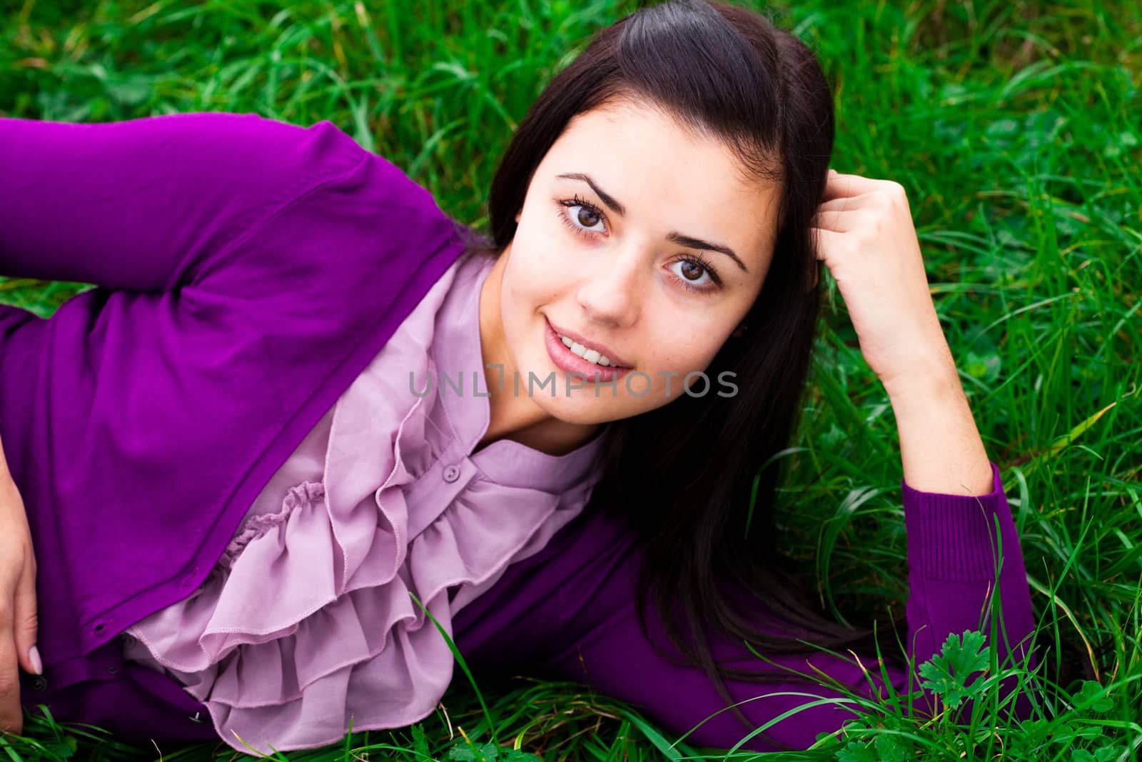 portrait of a beautiful young woman  outdoor