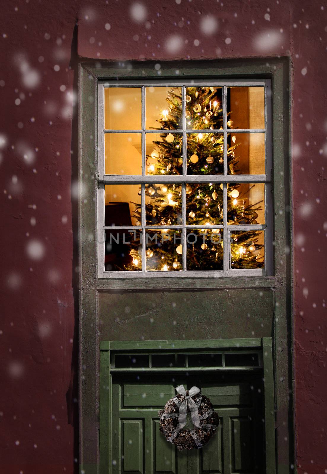 Lit Christmas tree window by anterovium