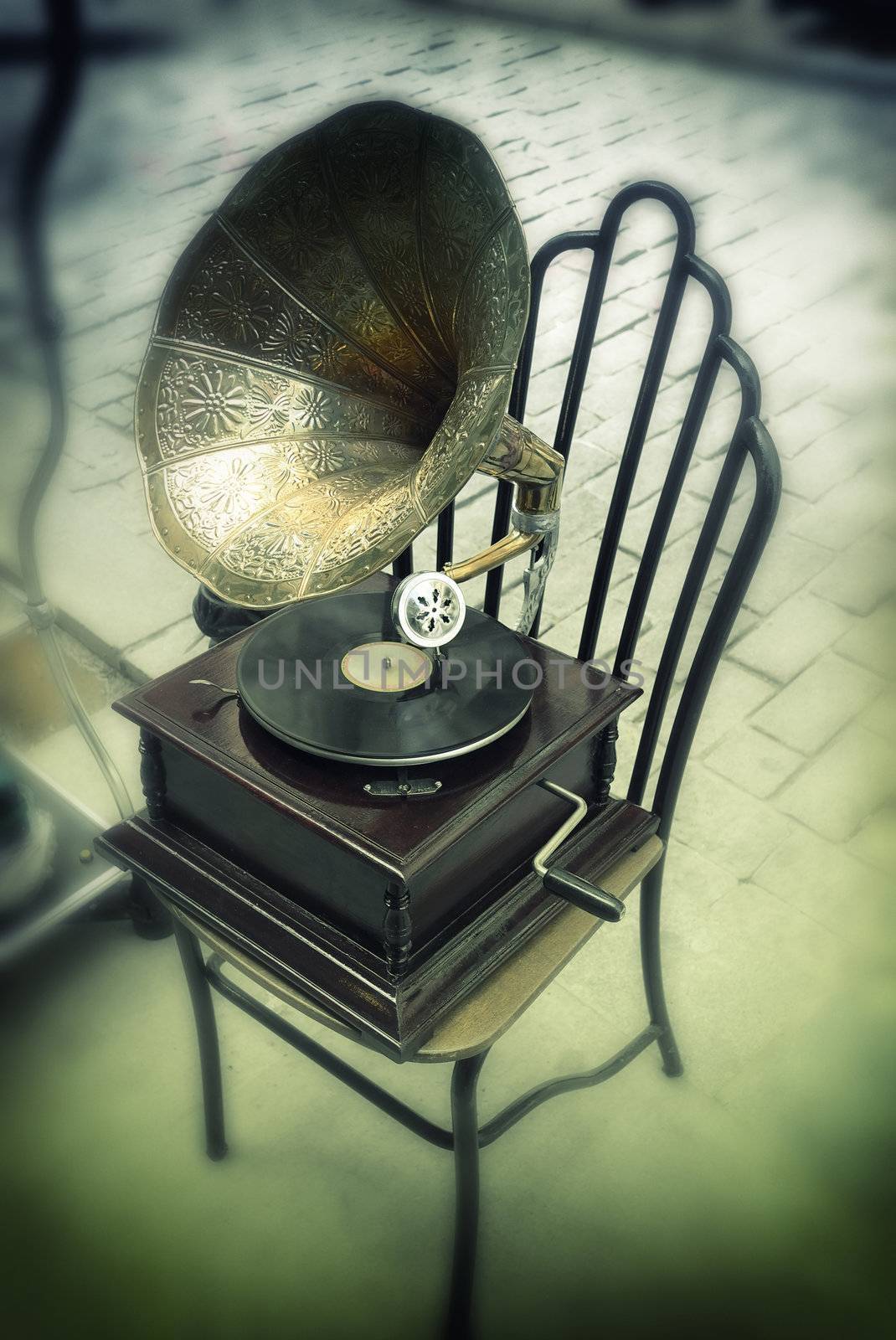 Antique gramophone with horn speaker for sale - Istanbul, Turkey.