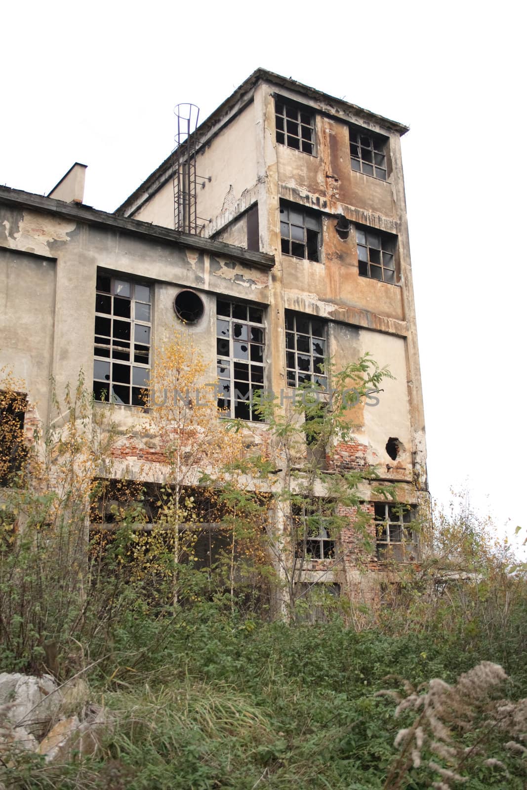 old factory by jonnysek