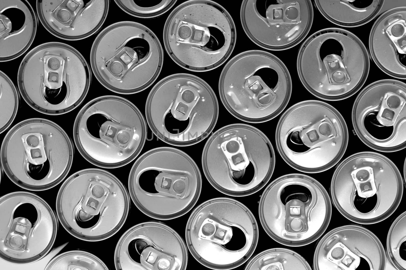 empty beer cans ias very nice drink background