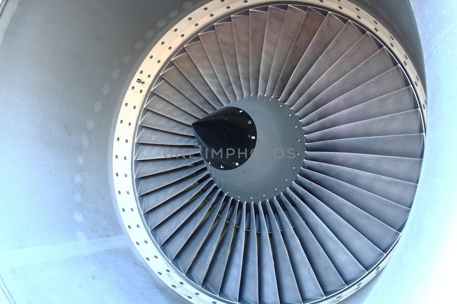 airplane turbine by jonnysek