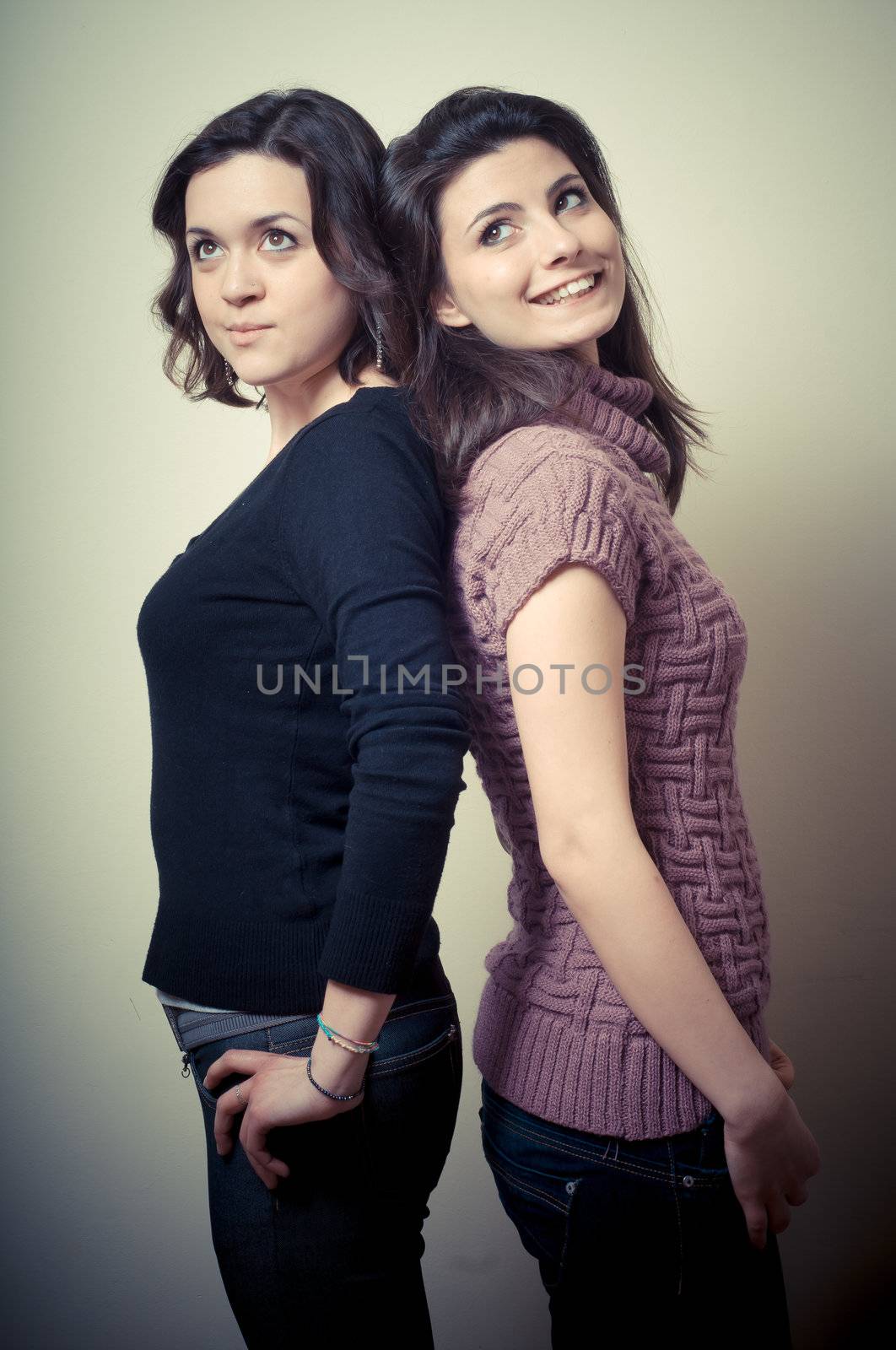 two beautiful girls by peus