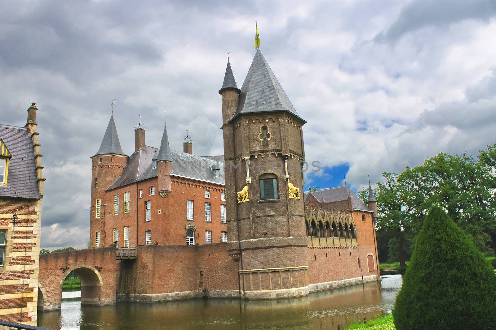 Dutch castle Heeswijk. Netherlands by NickNick