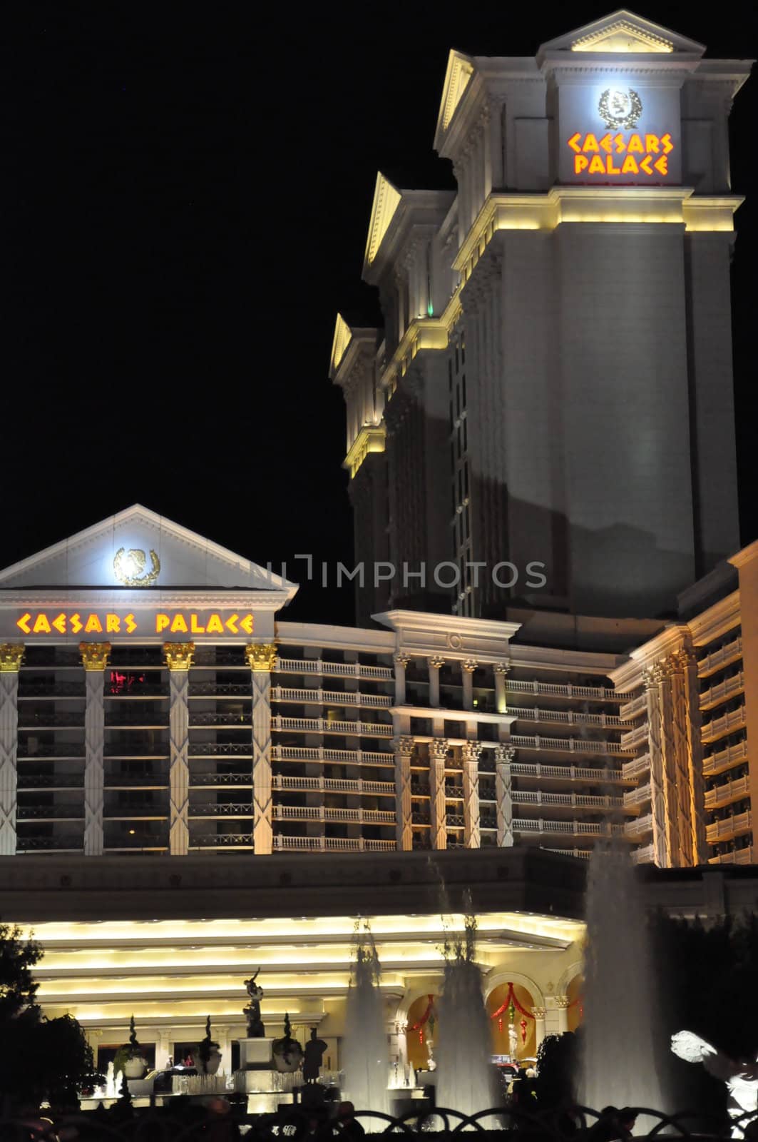 Caesars Palace Hotel and Casino in Las Vegas by sainaniritu