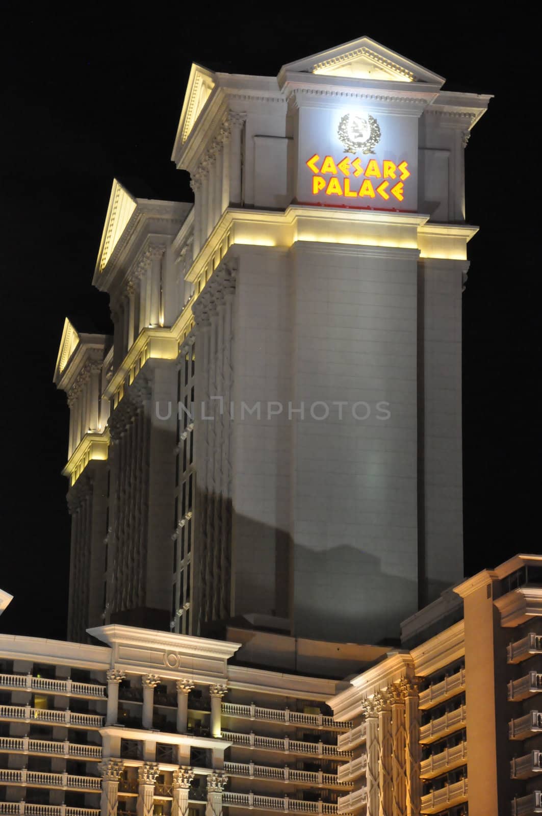 Caesars Palace Hotel and Casino in Las Vegas by sainaniritu