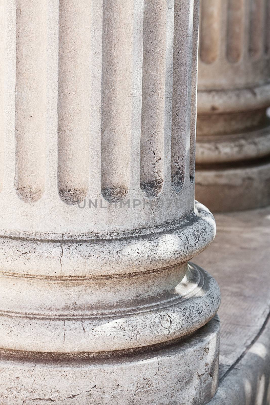 background of the column by jannyjus