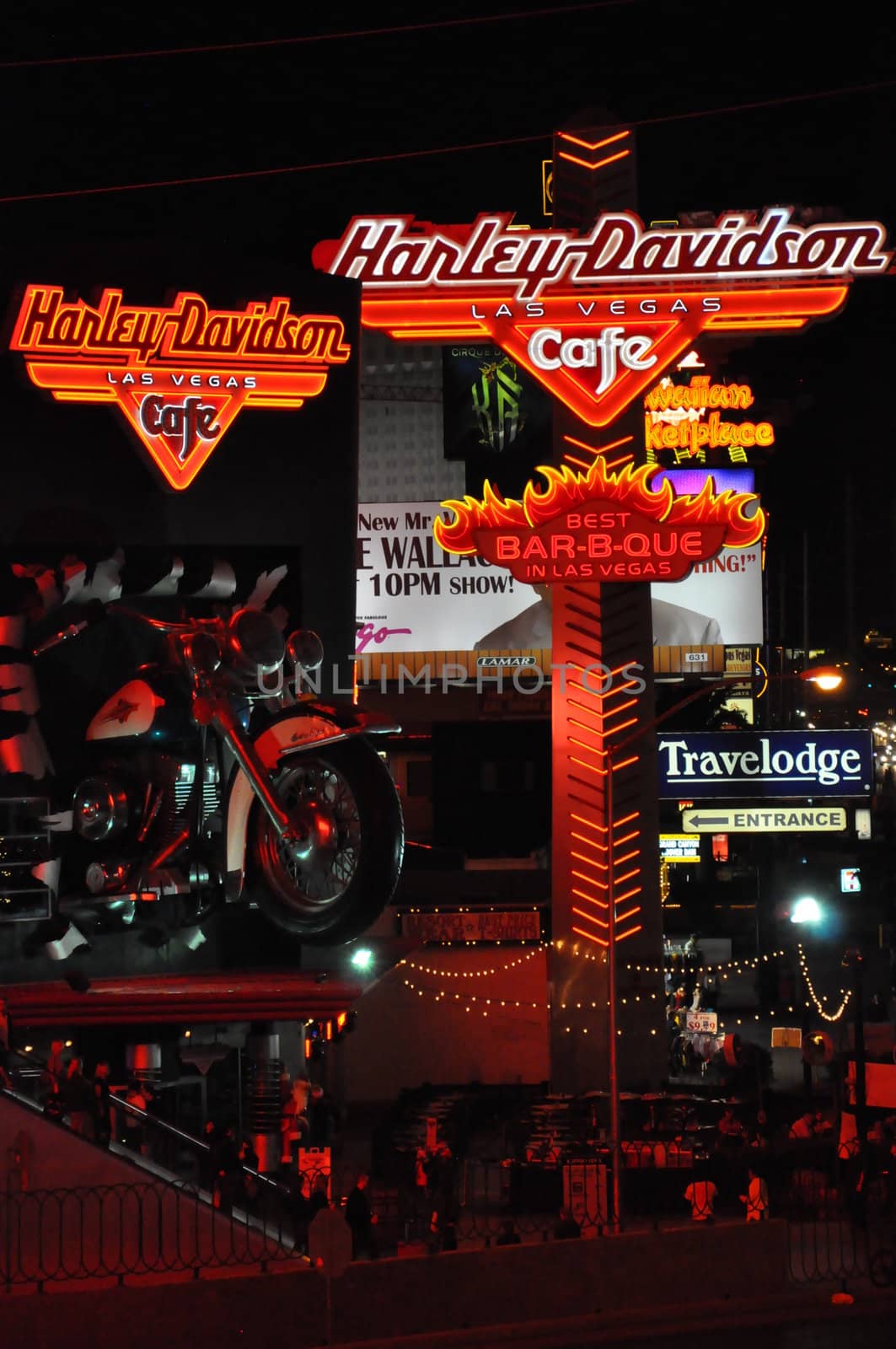 Harley Davidson Cafe in Las Vegas by sainaniritu