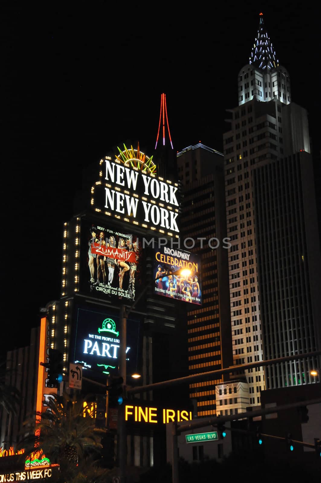 New York New York Hotel and Casino in Las Vegas by sainaniritu