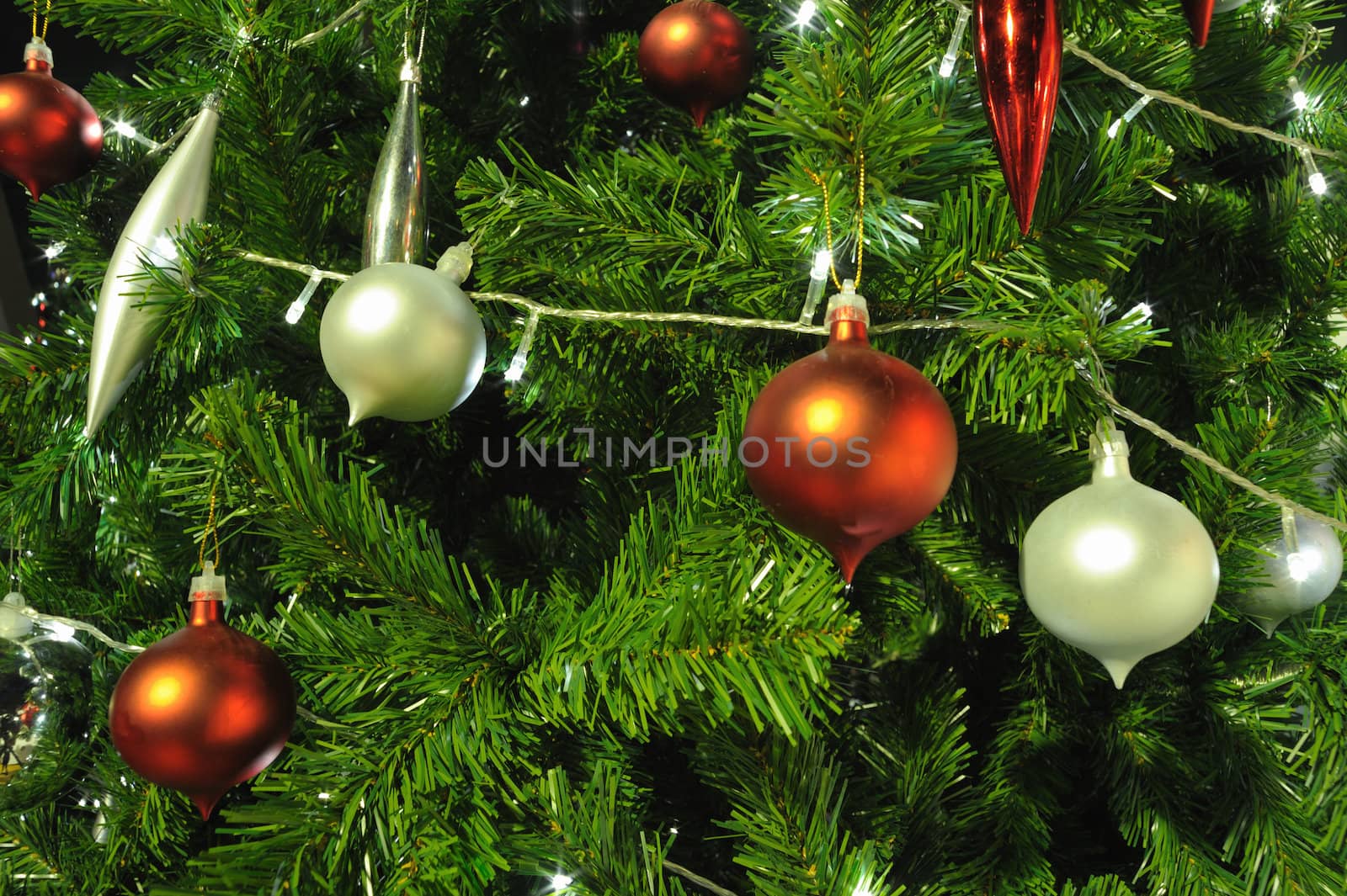 Abstract adornment christmas tree. by ngungfoto