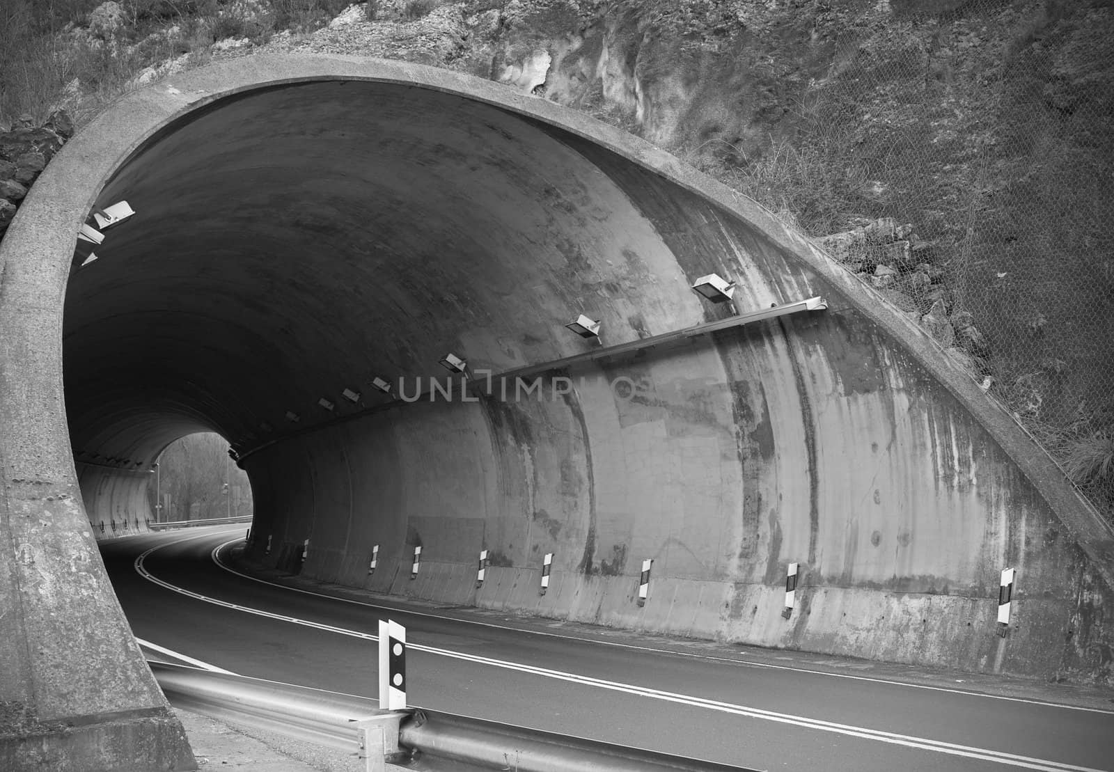 Road Tunnel by HERRAEZ