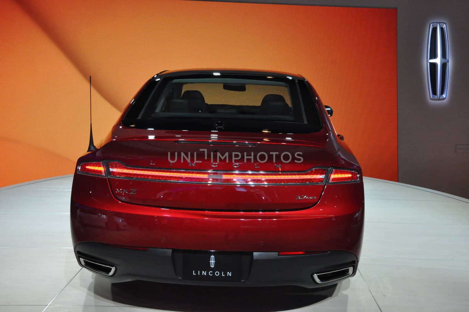 Lincoln MKZ at the 2012 Los Angeles Auto Show