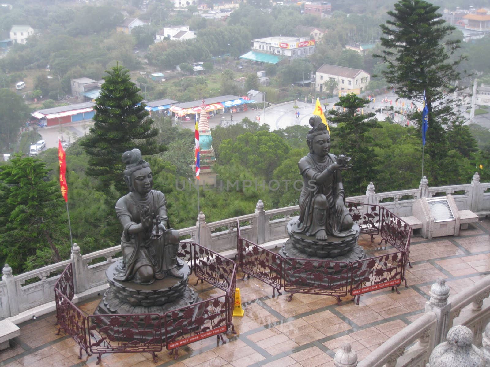Tian Tan Giant Buddha at Lantau by sainaniritu