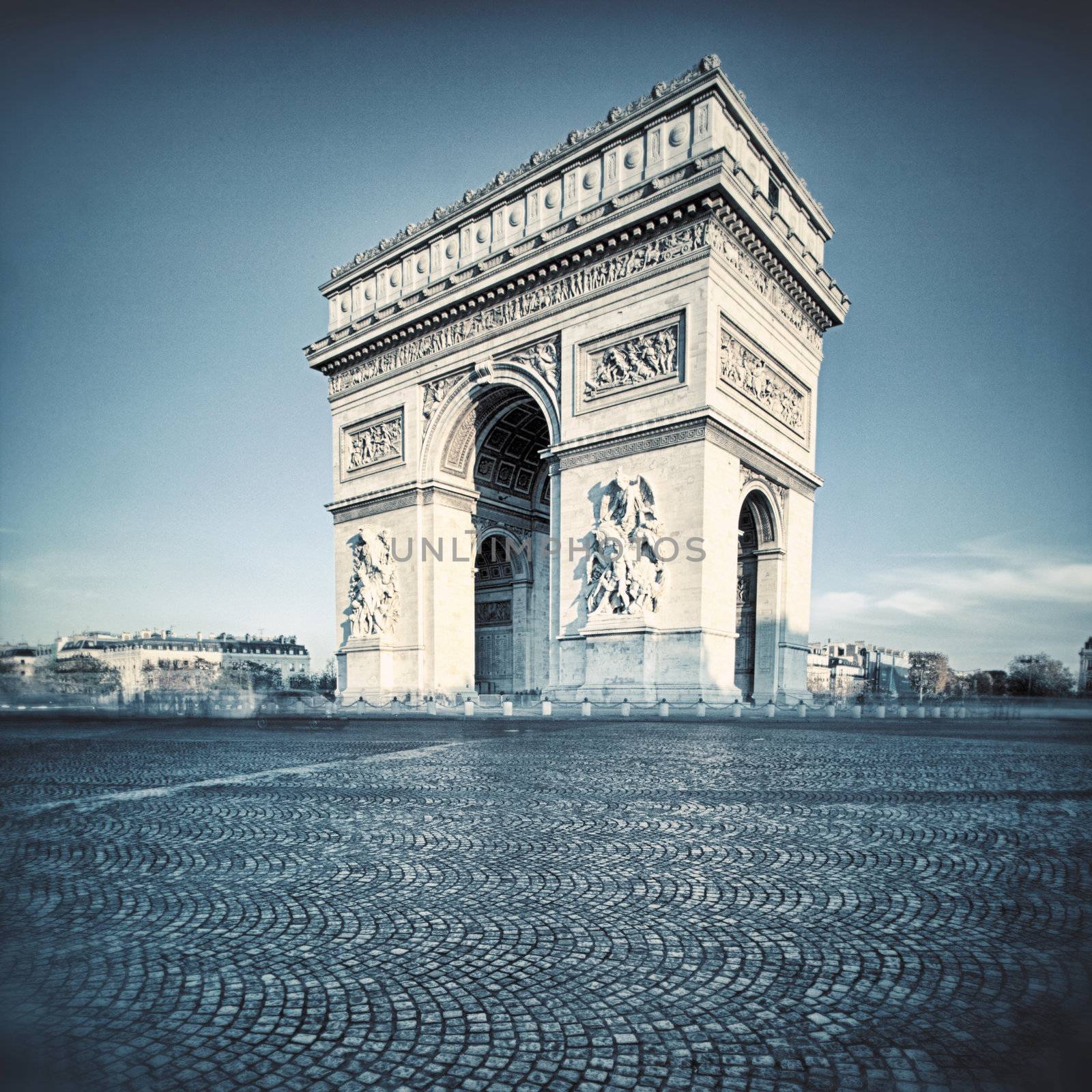 view of the Arc de Triomphe with special photographic processing