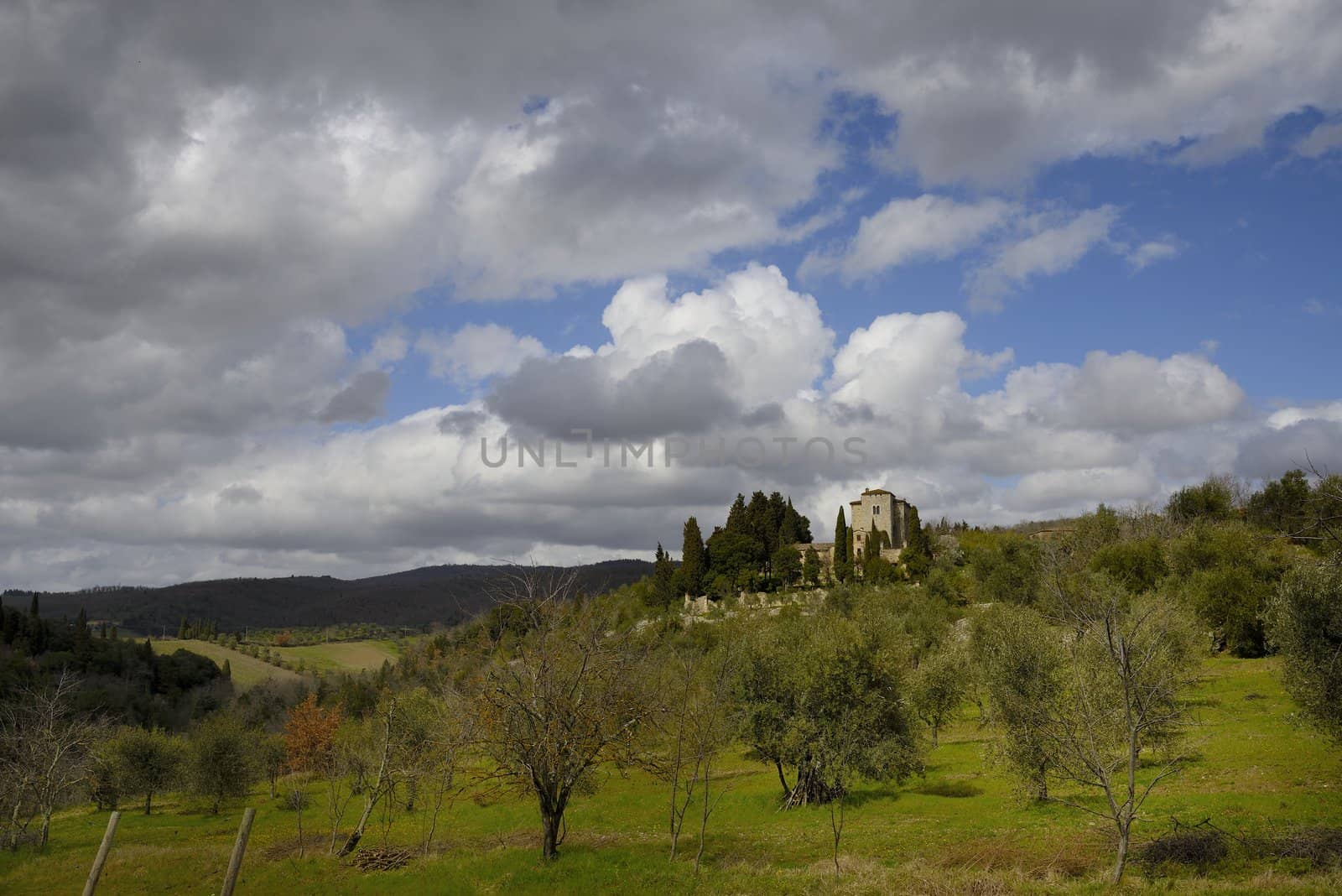 A classical view of a podere in the tuscan country