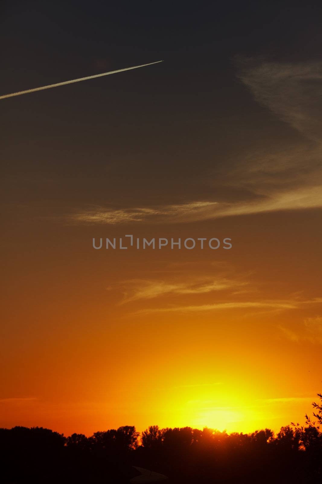 setting sun and sky with clouds